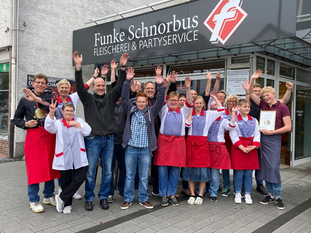 Unsere Belegschaft wünscht schöne Ferien!